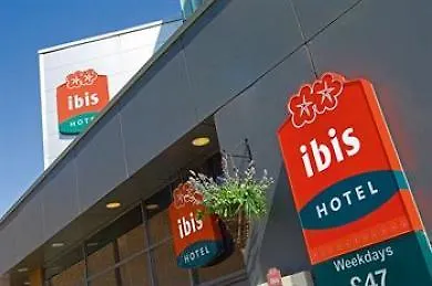 Ibis Savigny Sur Orge Hotel 2*